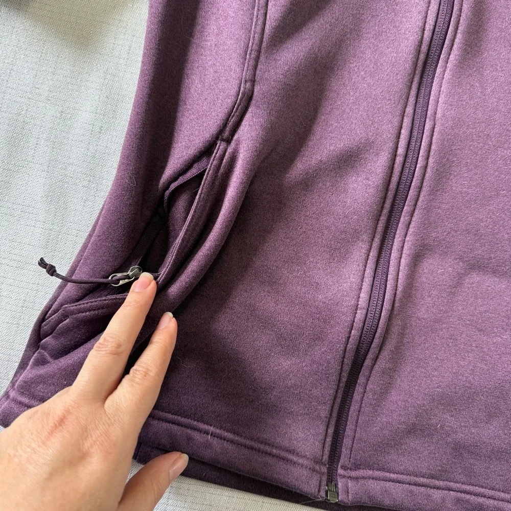 The North Face Women's Chest Logo Purple Zip Up Jacket Size M